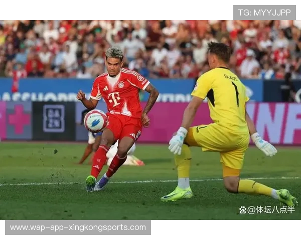 布鲁诺直塞助攻拉什福德推射进球