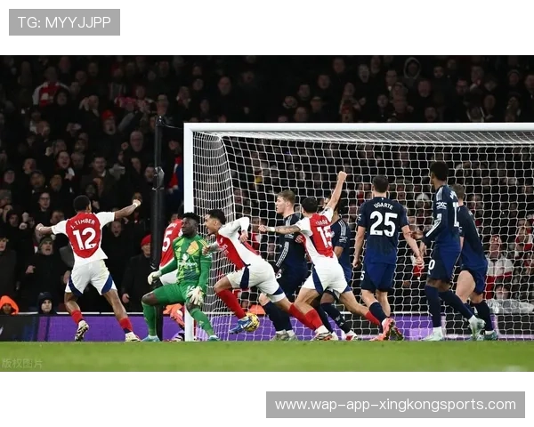 英超曼联角球破门,客场实现漂亮回击